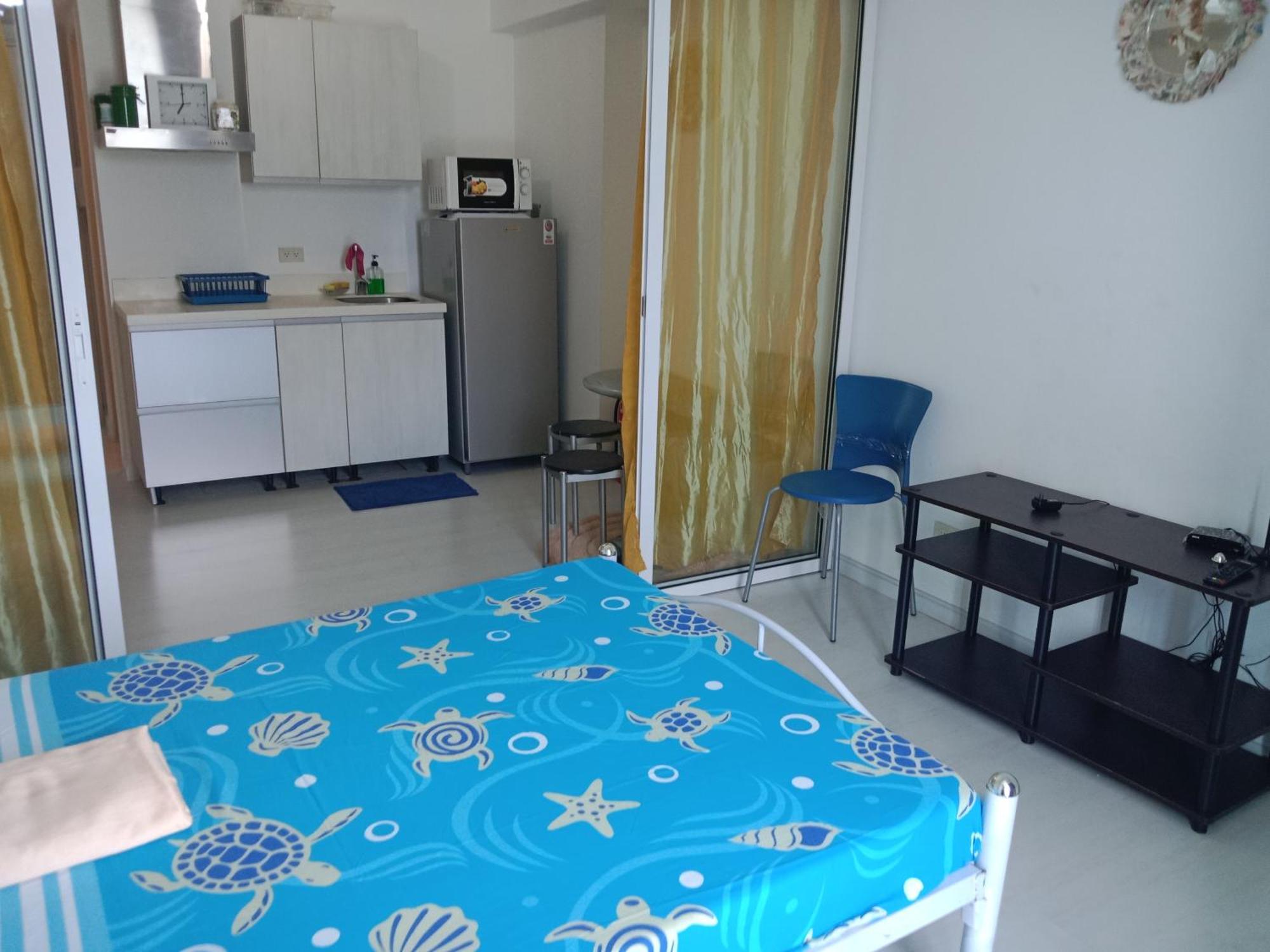 Azure Residences By Van Florendo Manila Phòng bức ảnh
